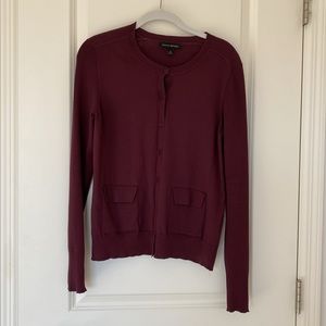 Banana Republic Women Sz M Rayon/Poly Burgundy Button Front Cardigan Sweater